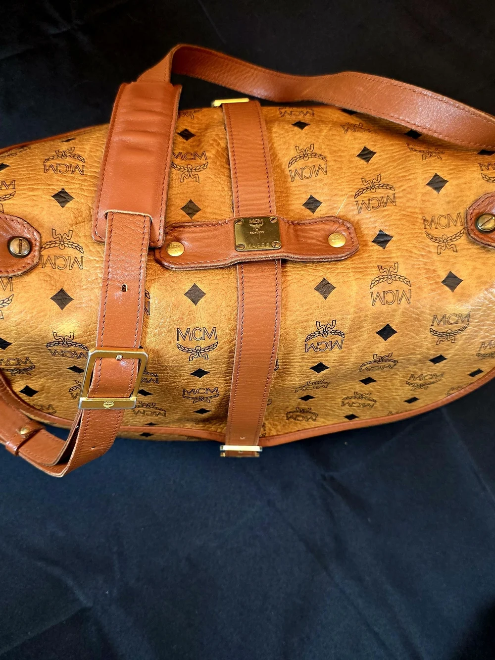 Authentic Vintage MCM Visetos Saddle Bag/Unisex Crossbody Messenger. Large space